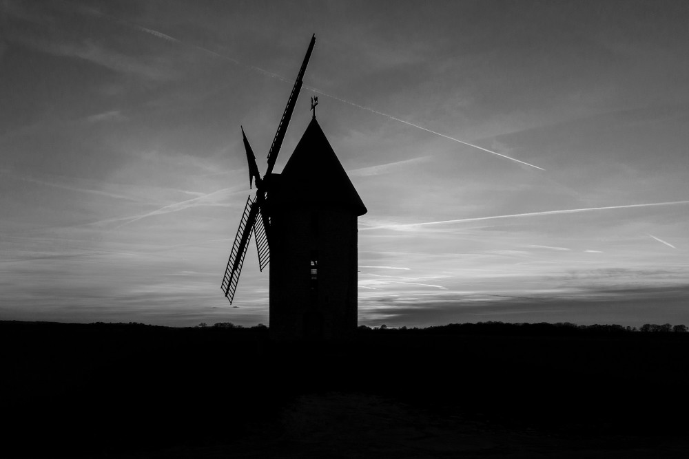 Silhouette sur la source de l'Automne - Moulin de Largny sur Automne (Aisne)