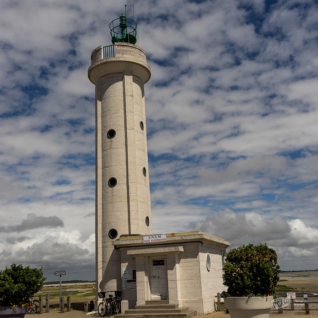 Baie de Somme le phare du Hourdel
