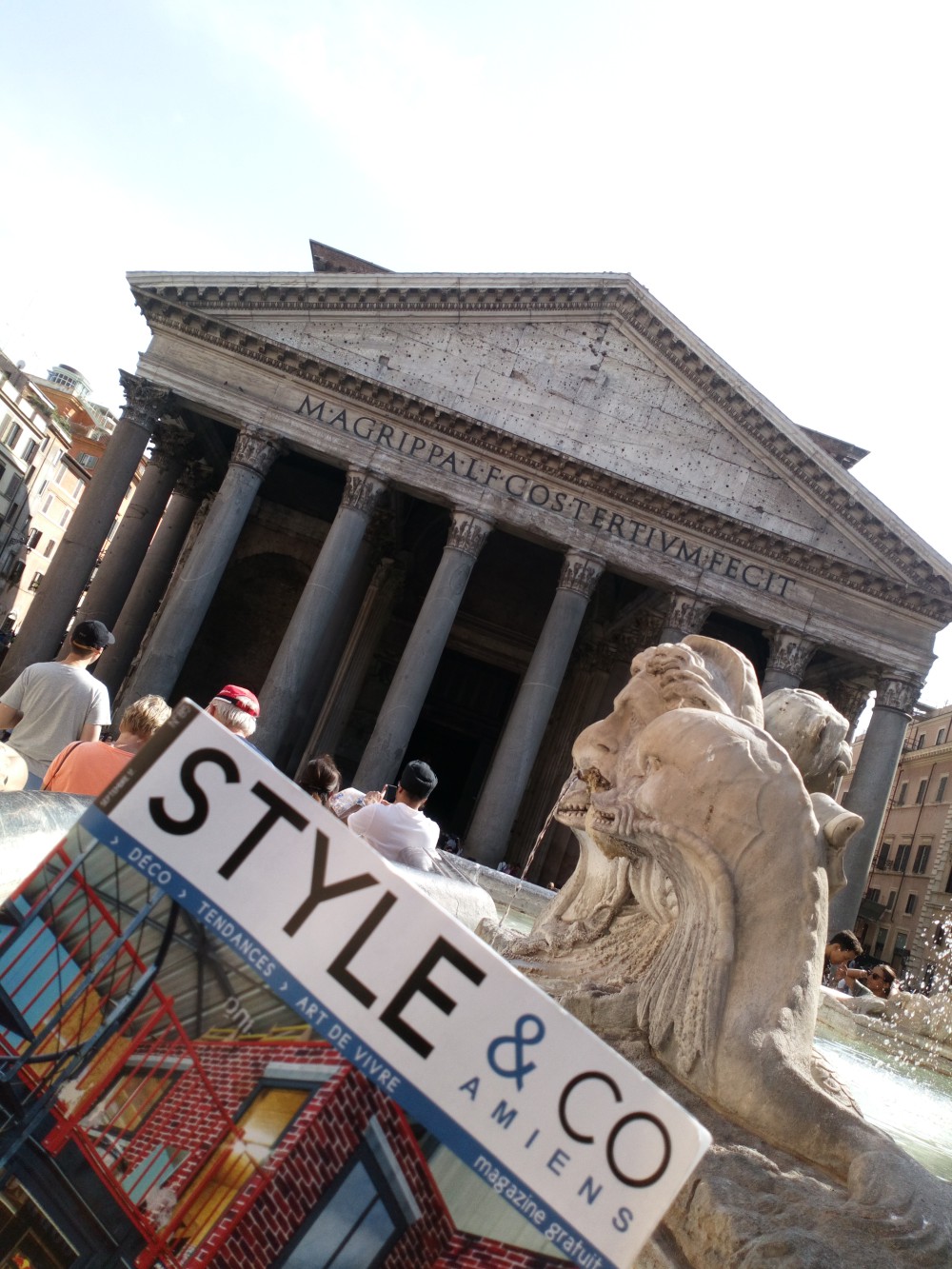 Style&co à Rome devant le Panthéon