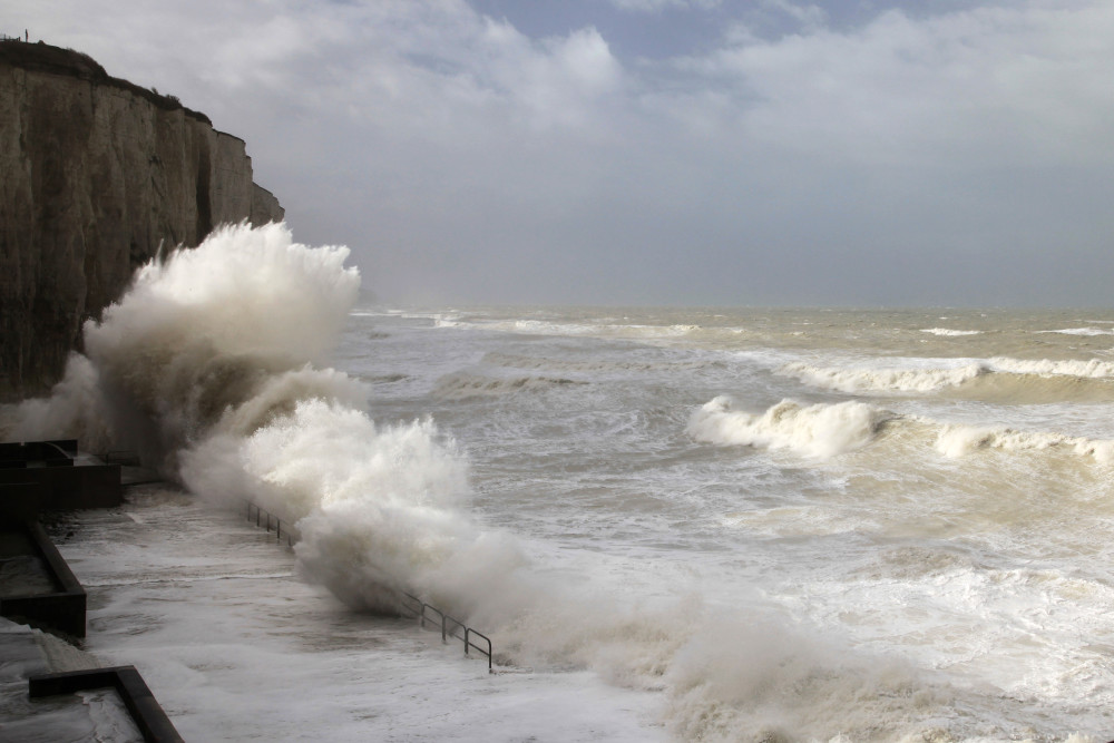 Tempête sur Ault pendant les grandes marées de février 2016