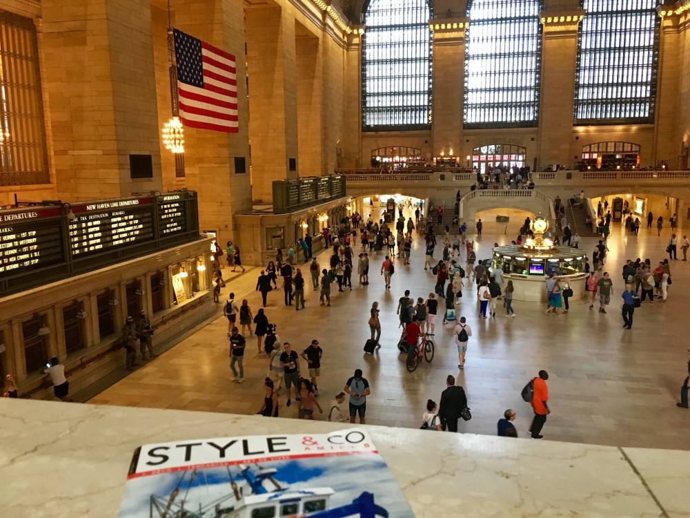 Style&Co s'offre une "pose" dans Grand central (NYC)