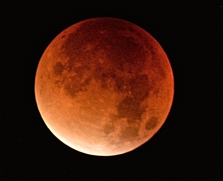 Eclipse de Super lune du 28 Septembre 2015 (photo prise à Amiens Somme)