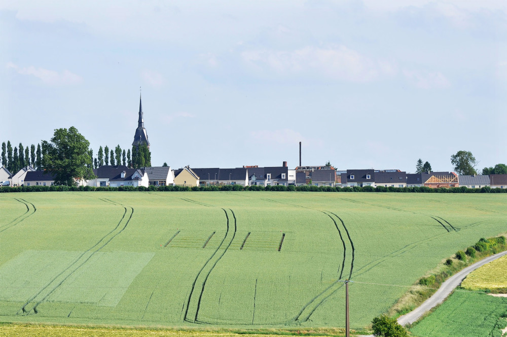 les agriculteurs sont aussi des faiseurs de graphisme campagnard du côté de Villers Bretonneux